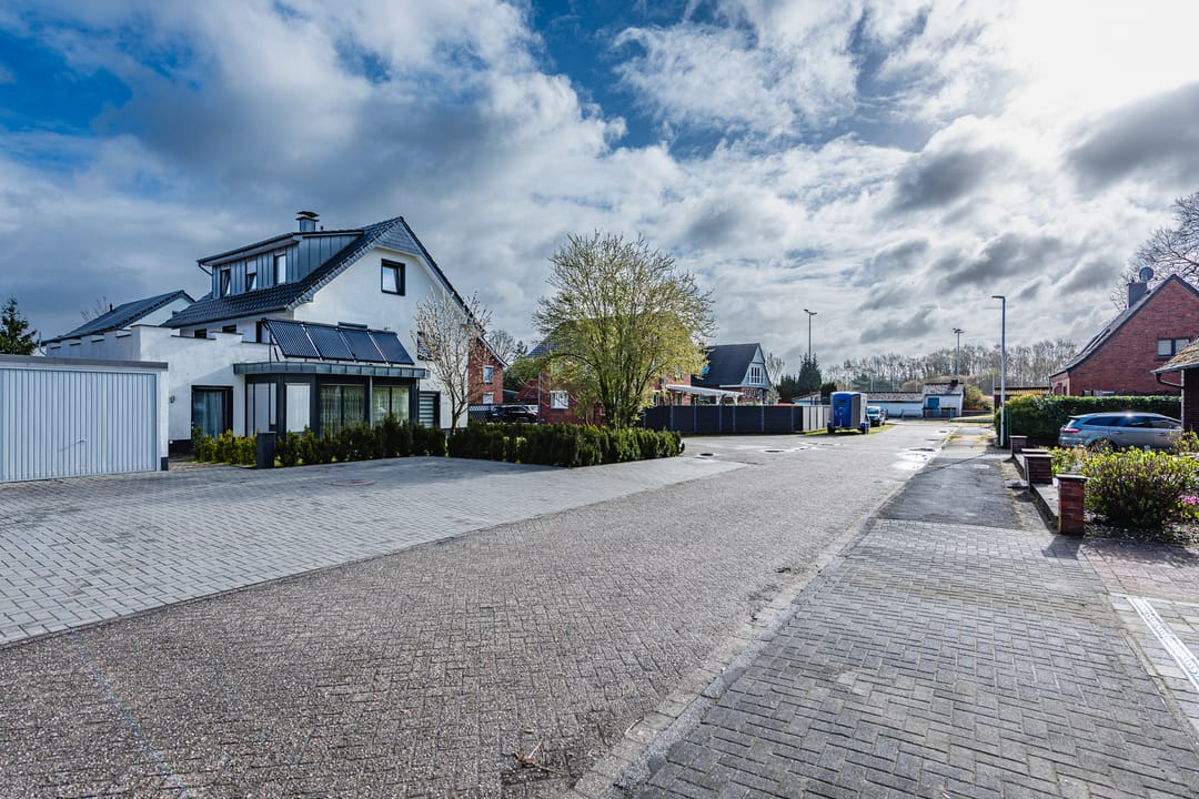 Spacious family home with equestrian facilities in Schüttorf — 43