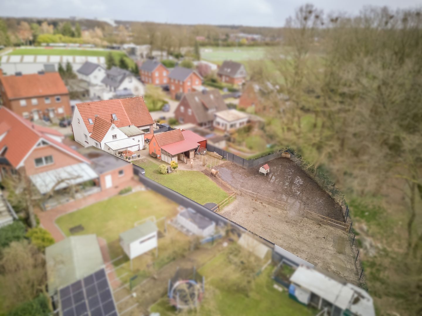Spacious family home with equestrian facilities in Schüttorf — 47