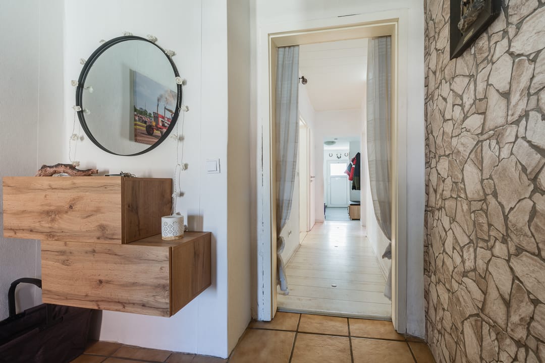 Spacious family home with equestrian facilities in Schüttorf — 12