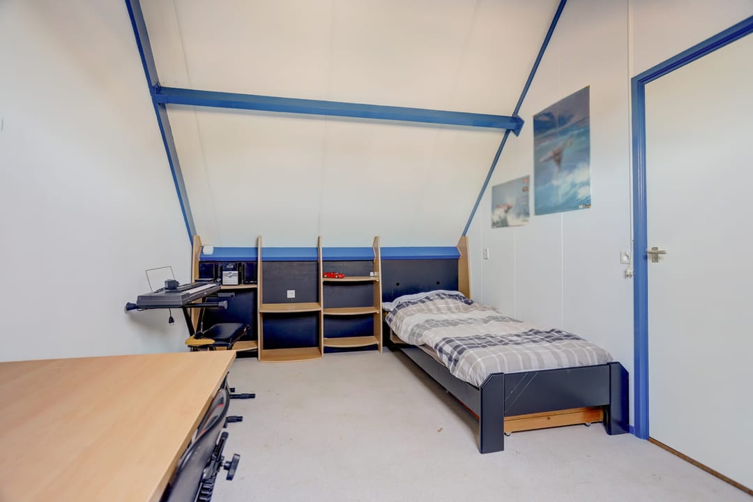 Photo 32 of Gele Lis 24