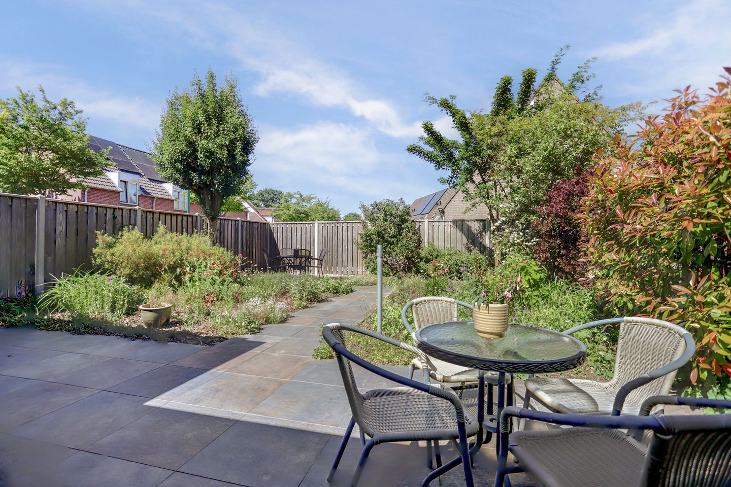 Photo 34 of Gele Lis 24