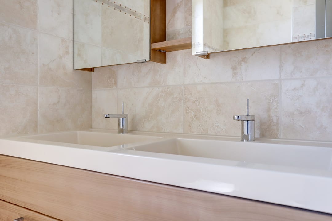 Photo 28 of Gele Lis 24