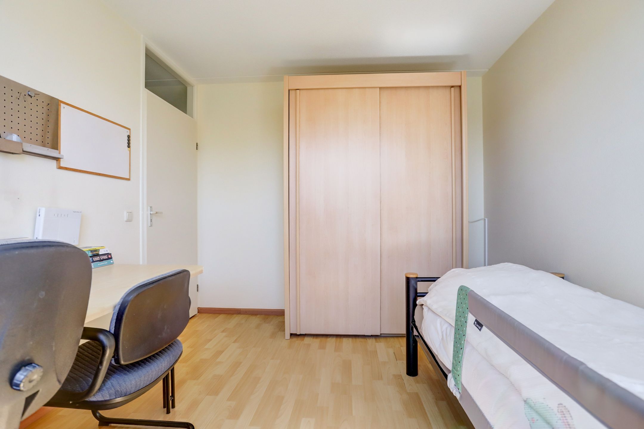 Photo 24 of Gele Lis 24