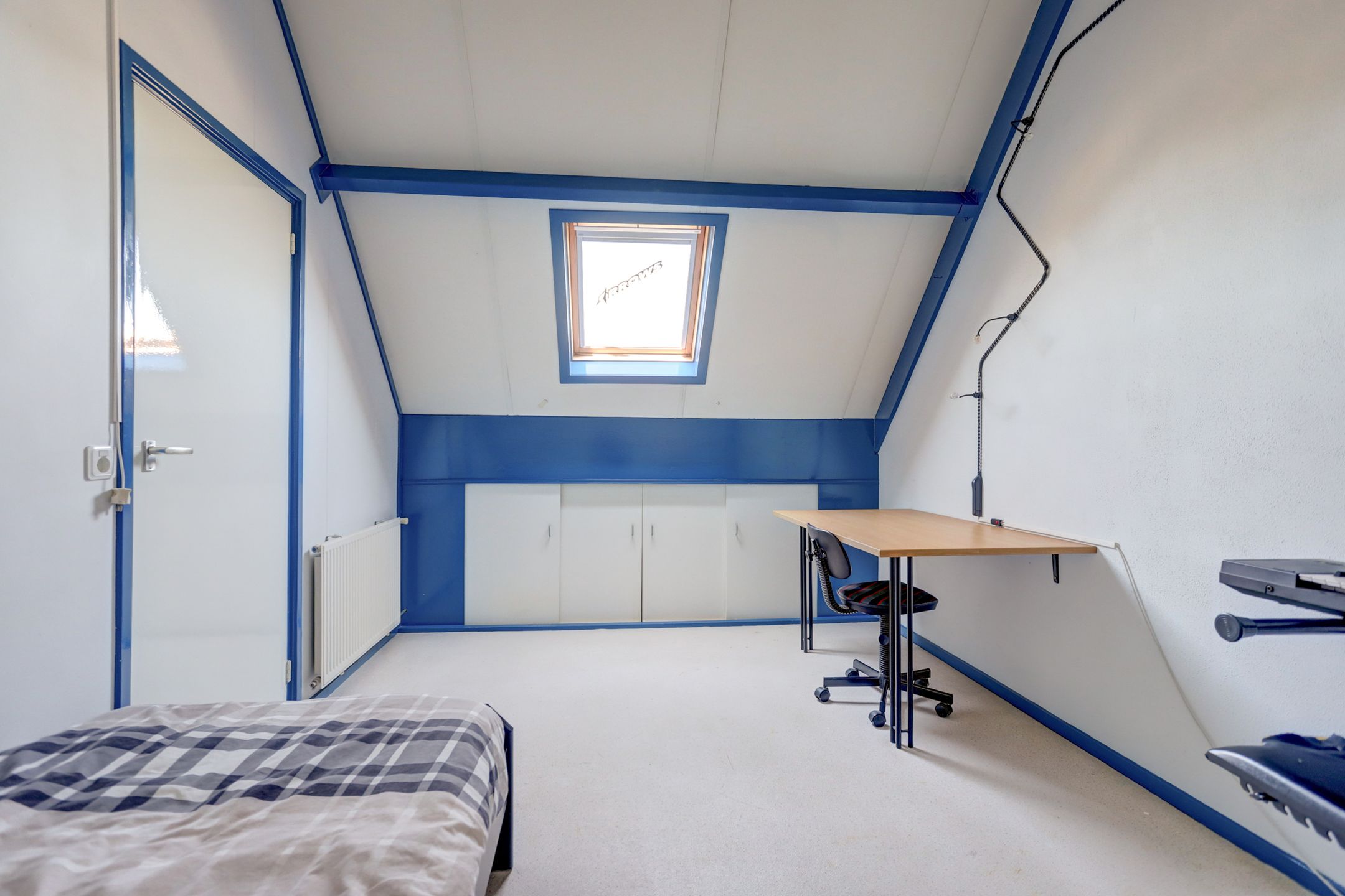 Photo 33 of Gele Lis 24