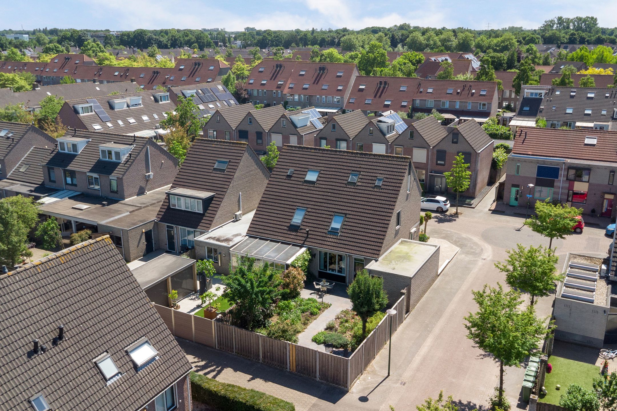 Photo 45 of Gele Lis 24