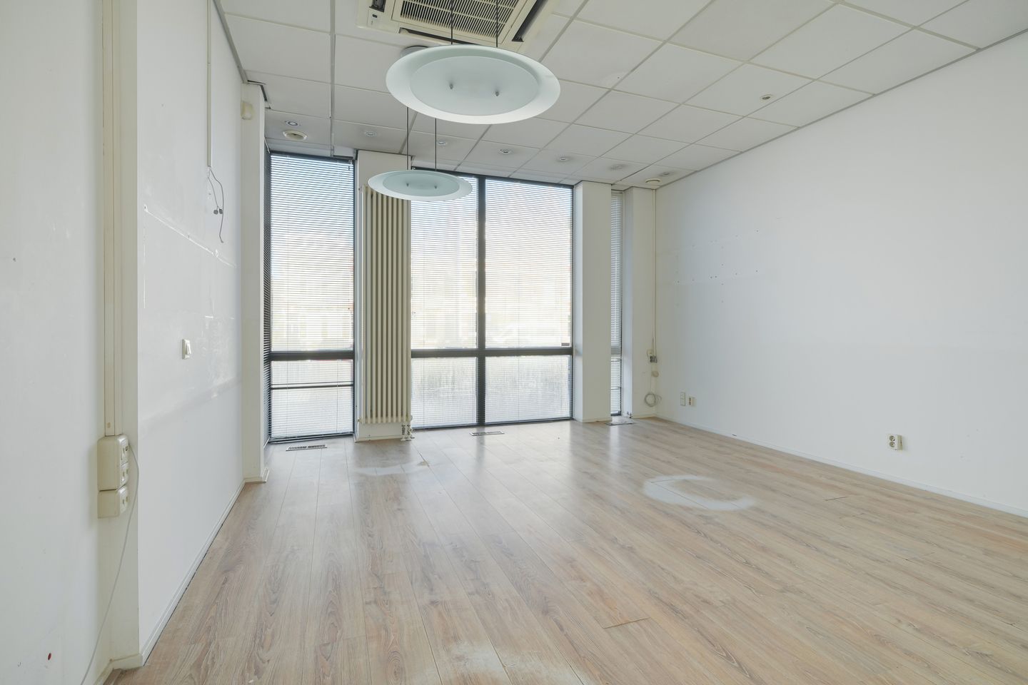 Unique townhouse with garden in Breda Zandberg, ready for transformation — 17