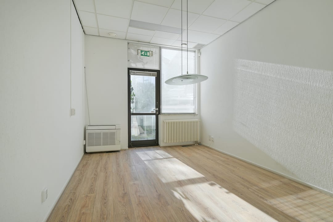 Unique townhouse with garden in Breda Zandberg, ready for transformation — 18