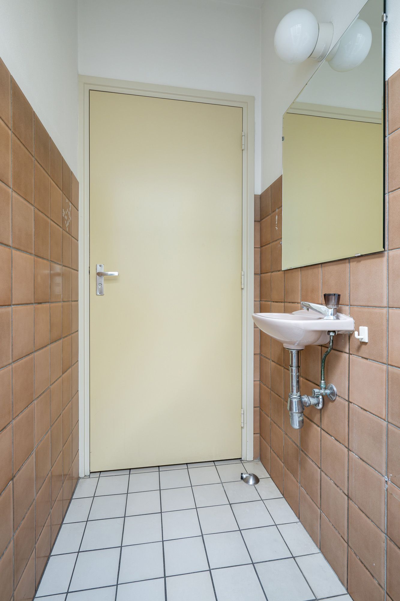 Unique townhouse with garden in Breda Zandberg, ready for transformation — 41
