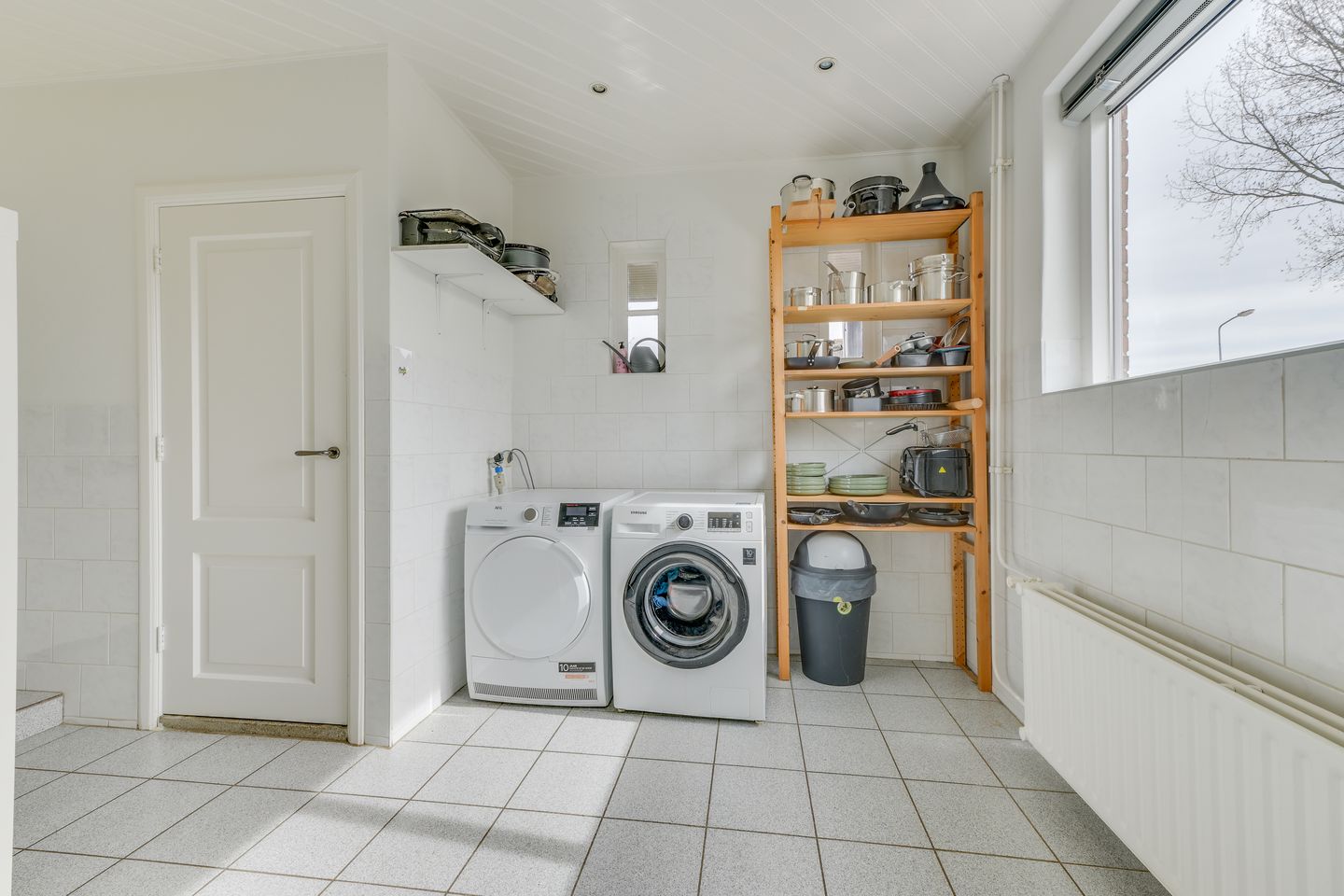 Photo 19 of Westeinde 245
