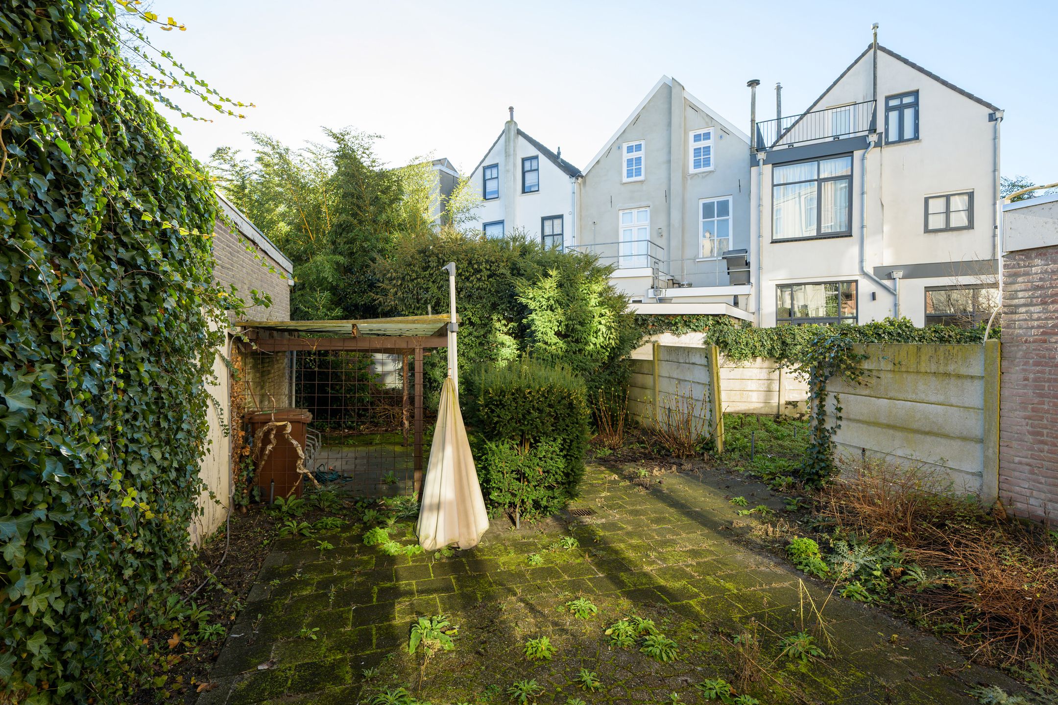 Unique townhouse with garden in Breda Zandberg, ready for transformation — 51
