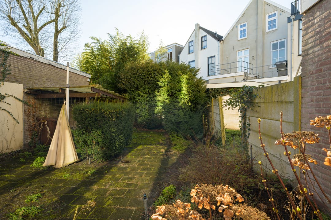 Unique townhouse with garden in Breda Zandberg, ready for transformation — 64