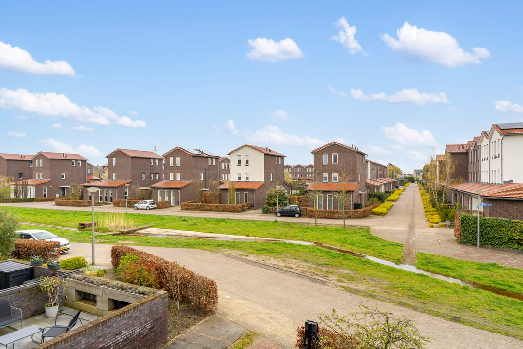 Photo 2 of Zilvervlekpad 6