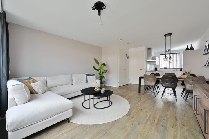 Foto 2 van Klompenmaker 31