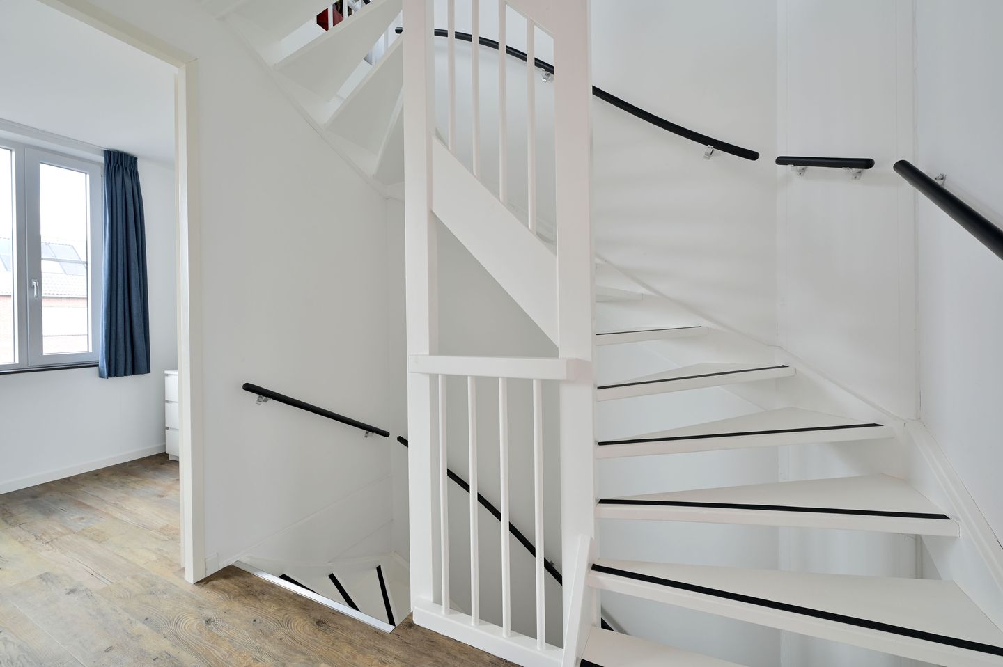 Foto 19 van Klompenmaker 31