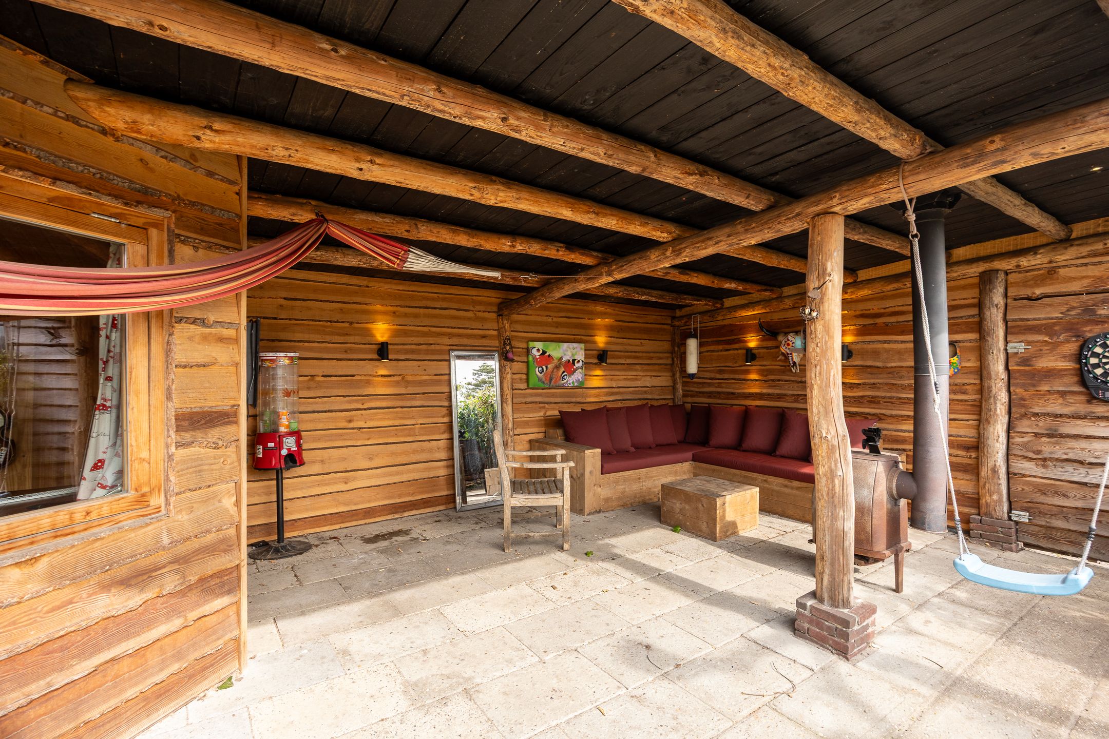 Spacious Bungalow with Guest House Adjacent to Nature Reserve — 36
