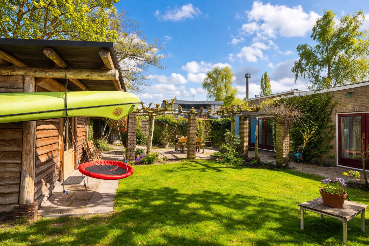 Spacious Bungalow with Guest House Adjacent to Nature Reserve — 44