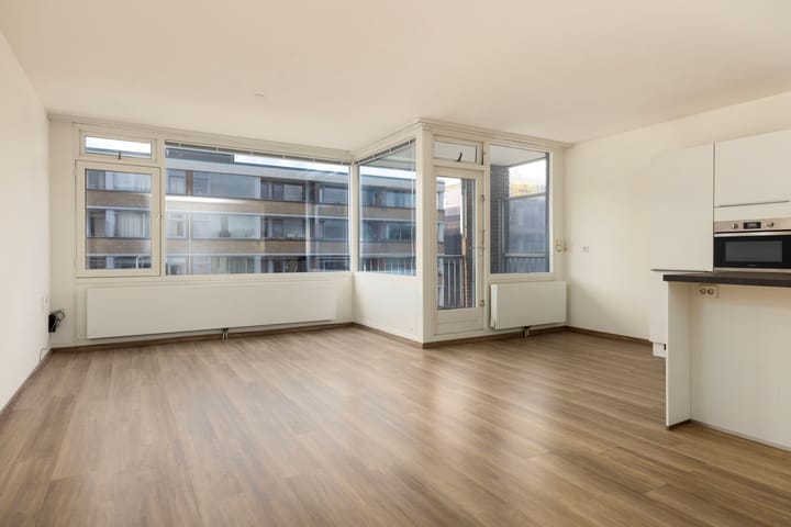 Photo 2 of Wichard van Pontlaan 100-A