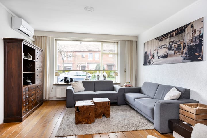 Tussenwoning te koop: Lepelaarstraat 10, Hengelo