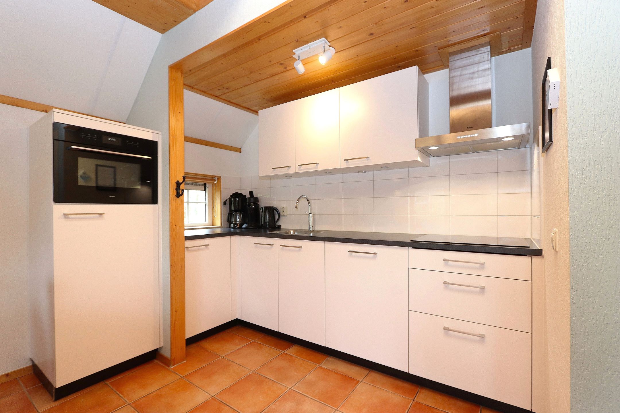 Photo 9 of Tunnelweg 7-181