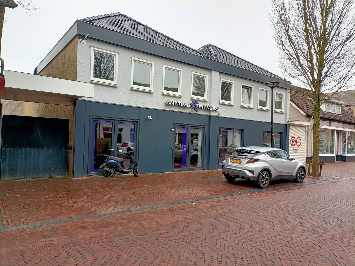 View photo 1 of Kerkstraat 14