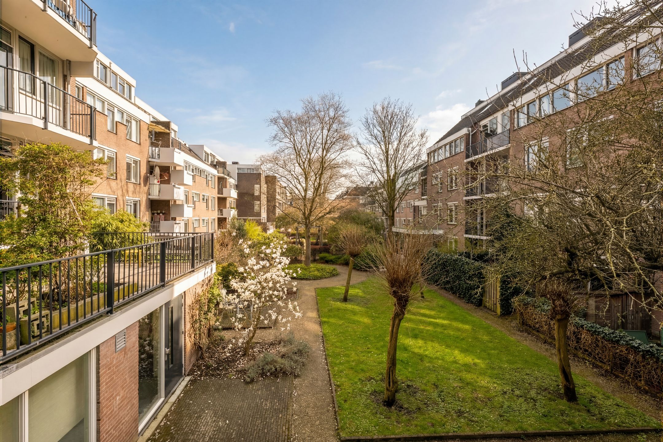 Foto 3 van Commelinstraat 304