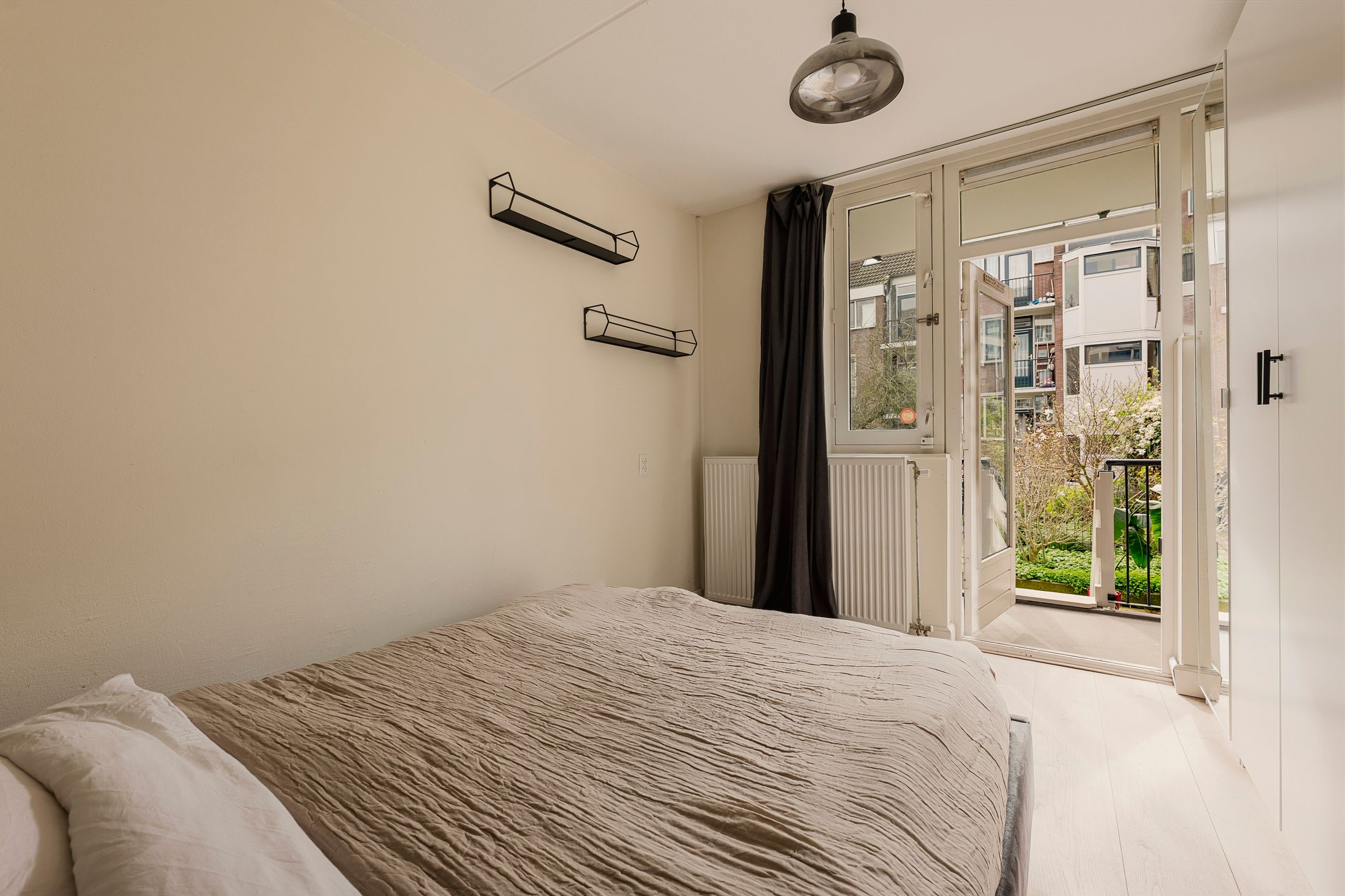 Foto 12 van Commelinstraat 304