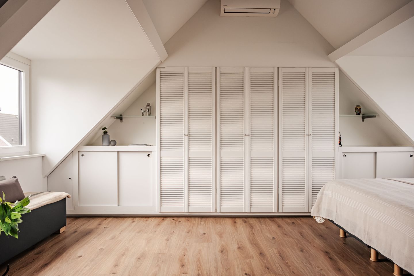 Foto 20 van Spaanderbank 55