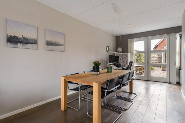 Hoekwoning te koop: Valeriaan 26, Meppel
