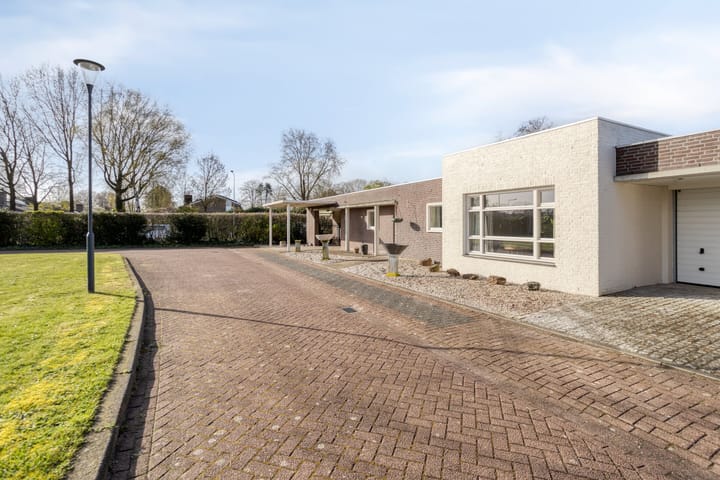 Photo 4 of Henriëtte Roland Holststraat 8