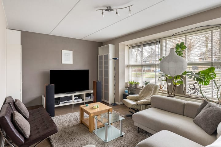 Hoekwoning te koop: Valeriaan 26, Meppel