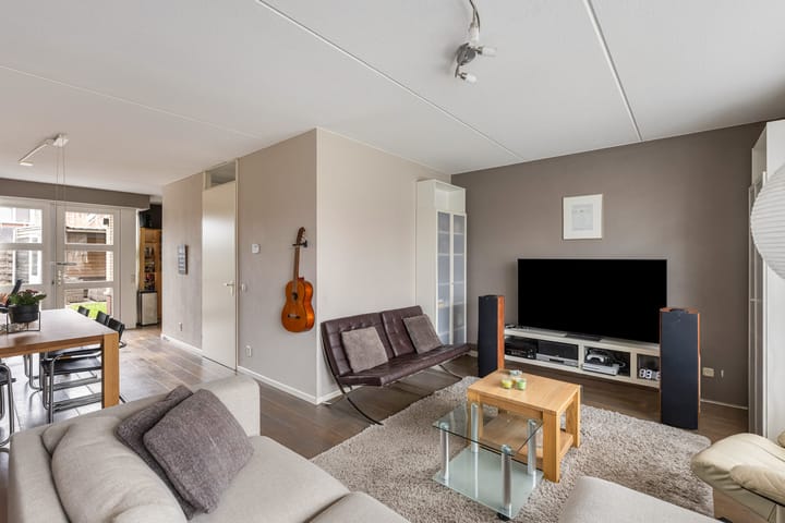 Hoekwoning te koop: Valeriaan 26, Meppel
