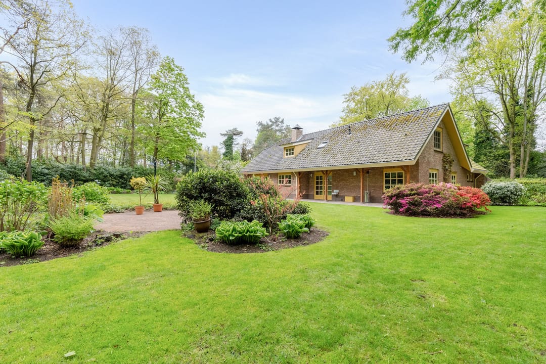 Foto 53 van Kleuterhuislaan 1