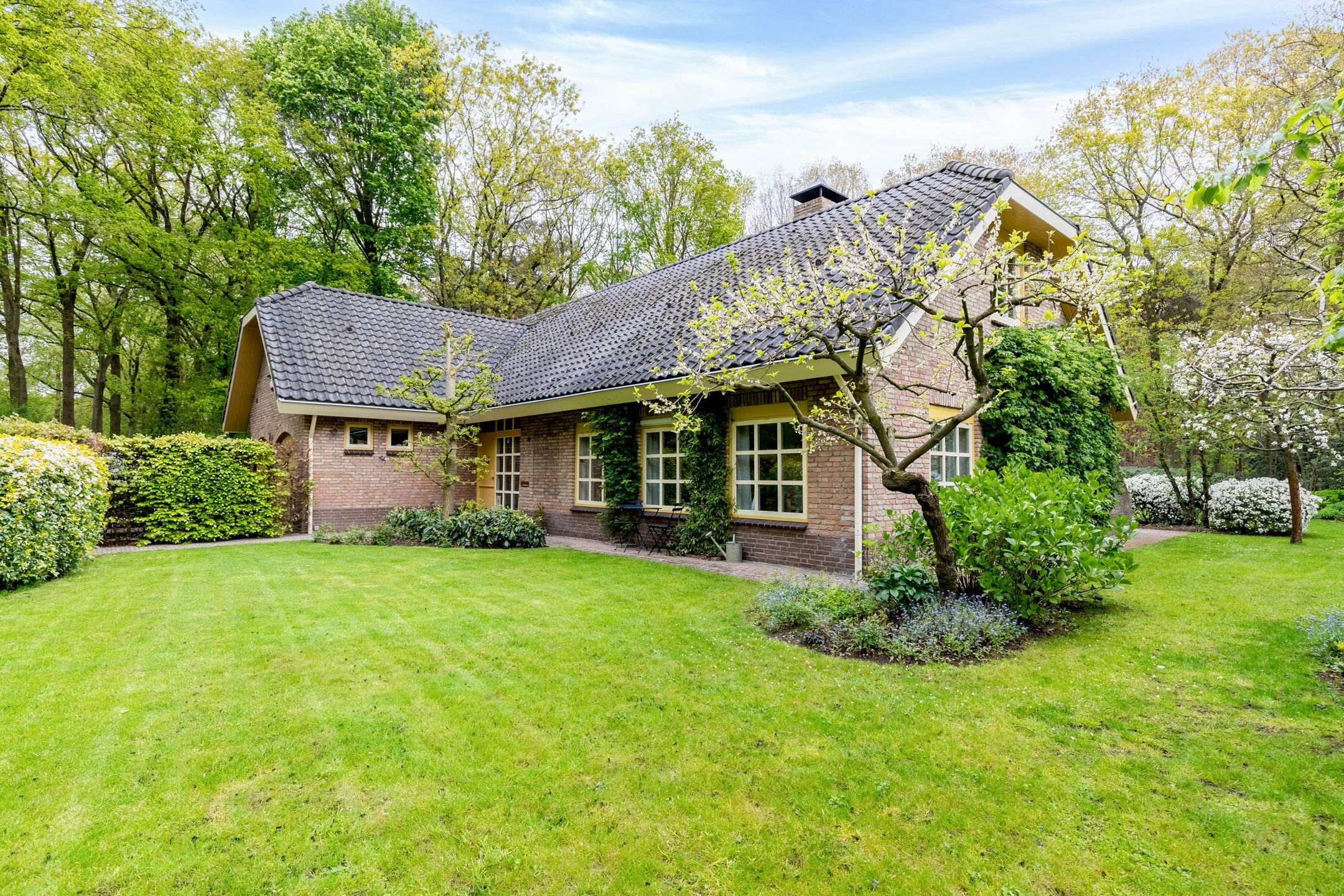 Foto 54 van Kleuterhuislaan 1