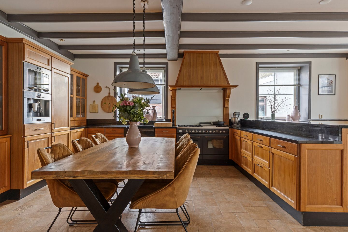 Spacious detached home with independent B&B in Nieuwerkerk center — 20