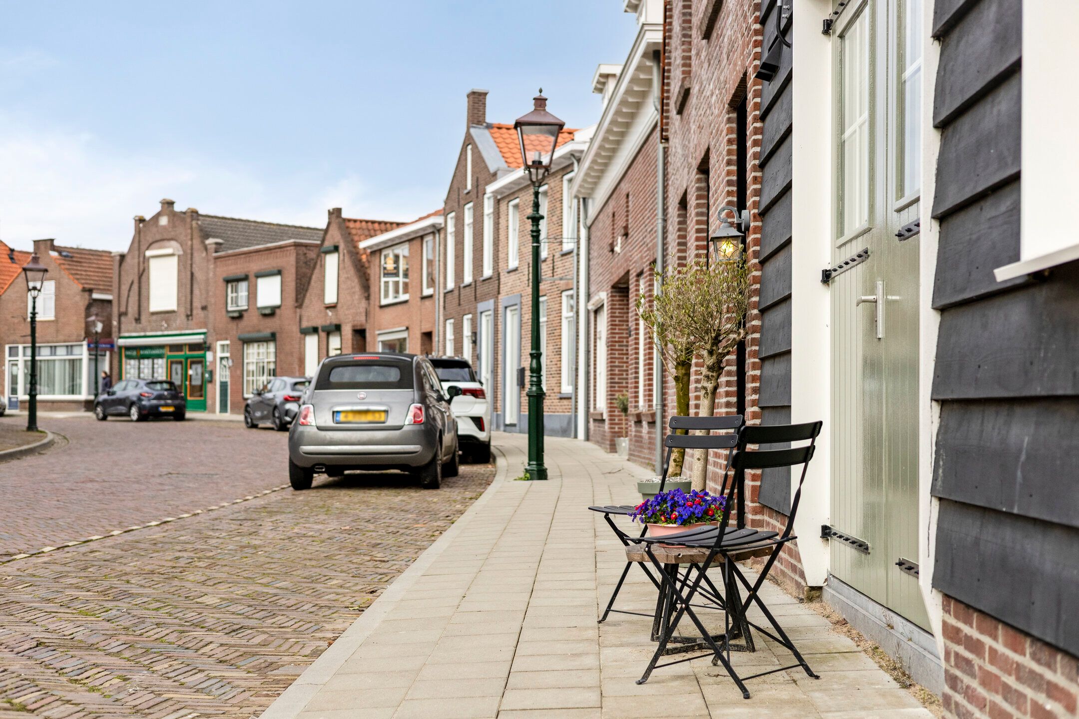 Spacious detached home with independent B&B in Nieuwerkerk center — 68