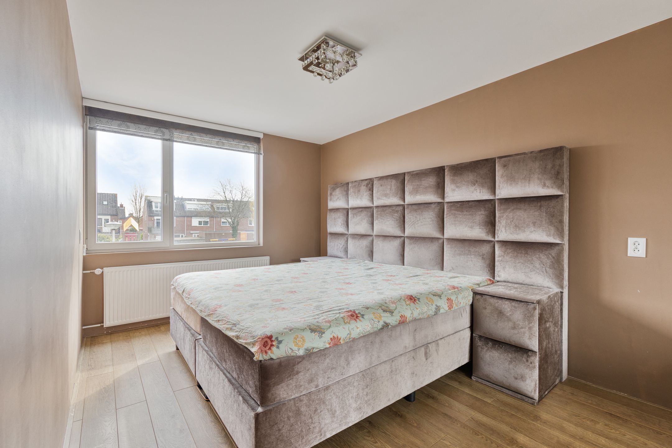 Foto 21 van Heliotroopdijk 27