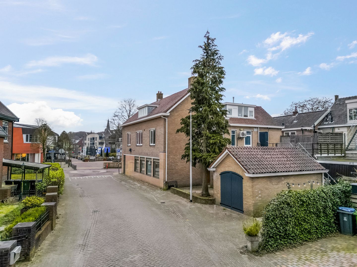 Bekijk foto 2 van Plein 1923 6