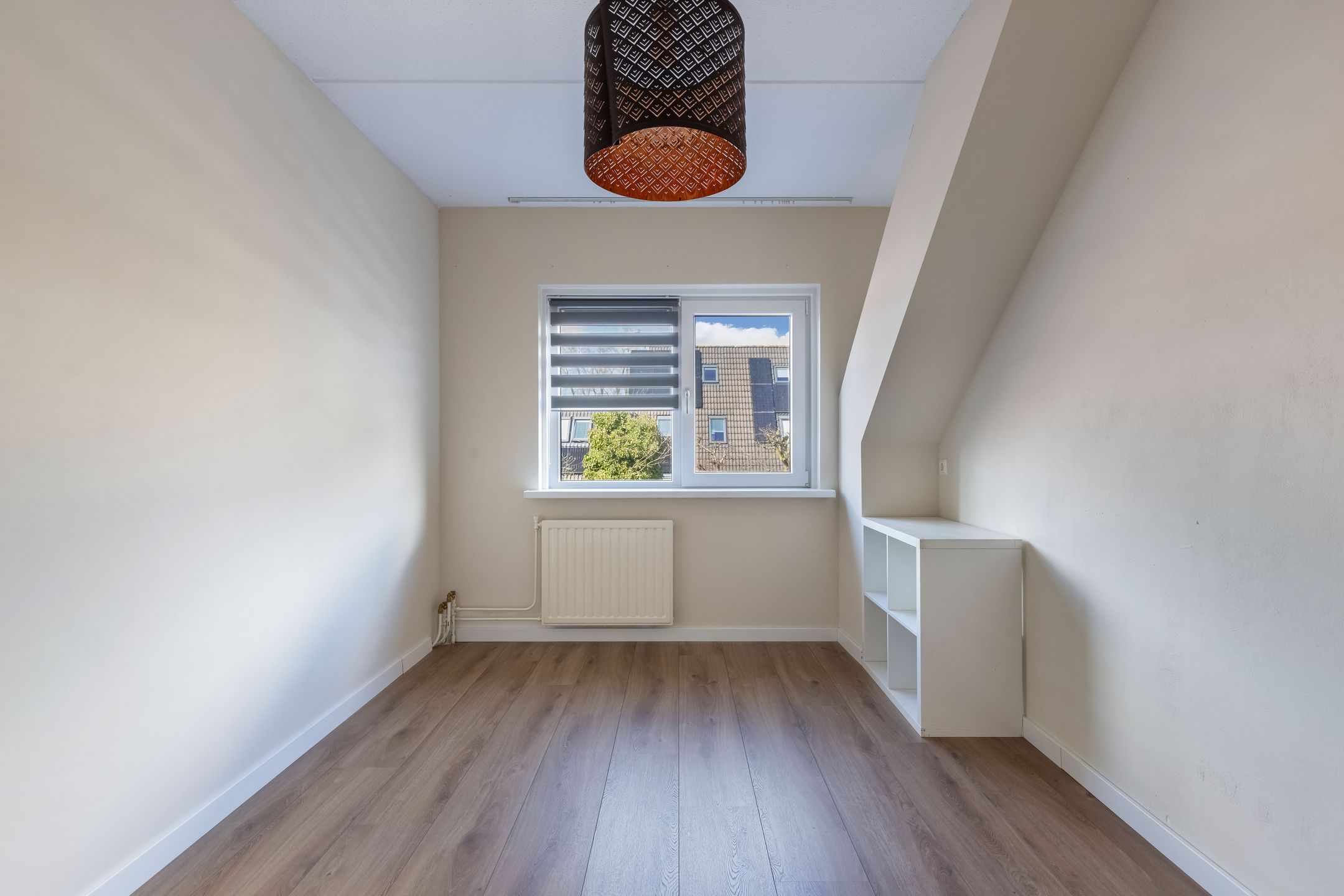 Spacious extended semi-detached home with garage in Heino Zuid — 30