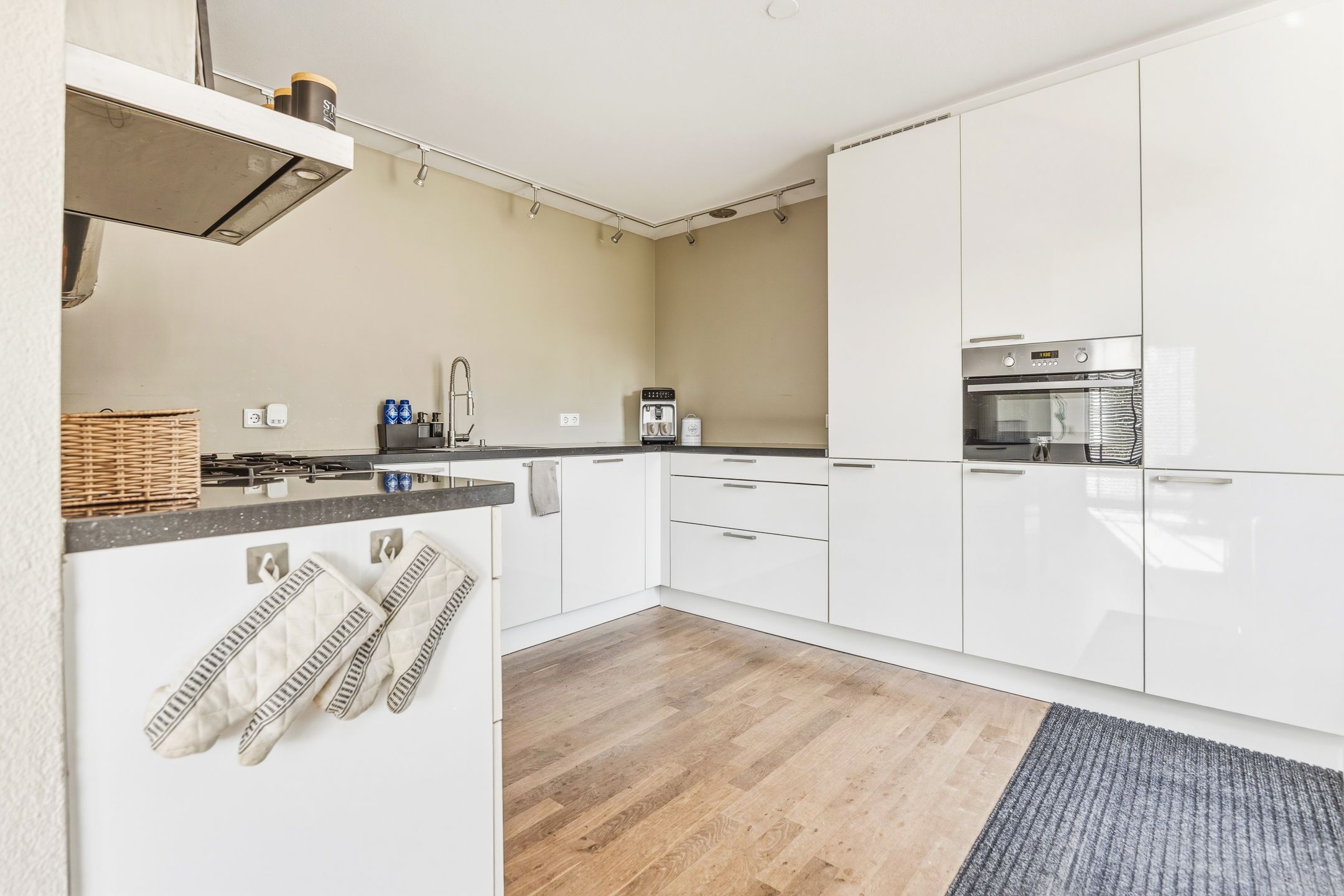 Unique Mixed-Use Property with Spacious Lot Near A-27 — 12