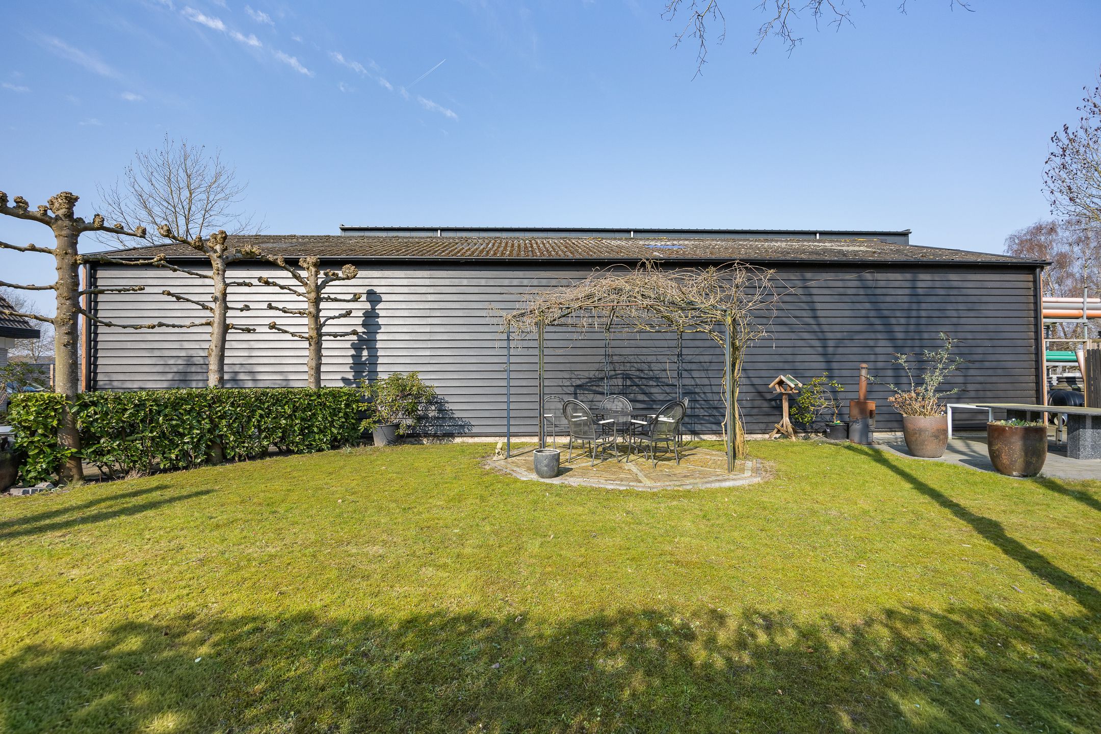 Unique Mixed-Use Property with Spacious Lot Near A-27 — 30