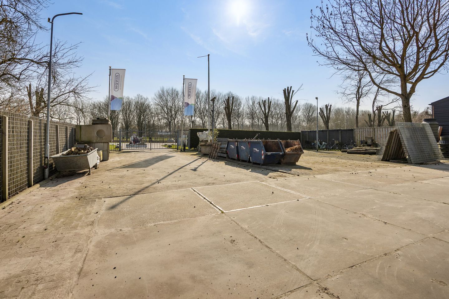 Unique Mixed-Use Property with Spacious Lot Near A-27 — 40