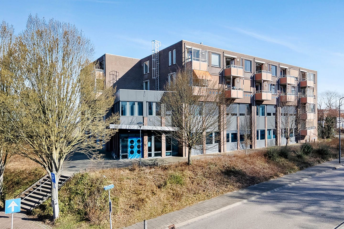 View photo 4 of Deltaweg 185