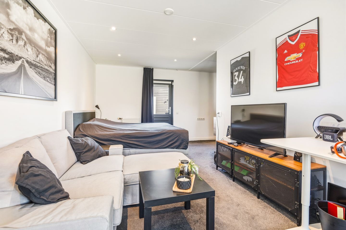 Unique Mixed-Use Property with Spacious Lot Near A-27 — 14