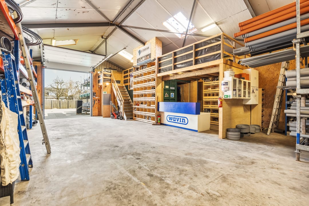 Unique Mixed-Use Property with Spacious Lot Near A-27 — 37