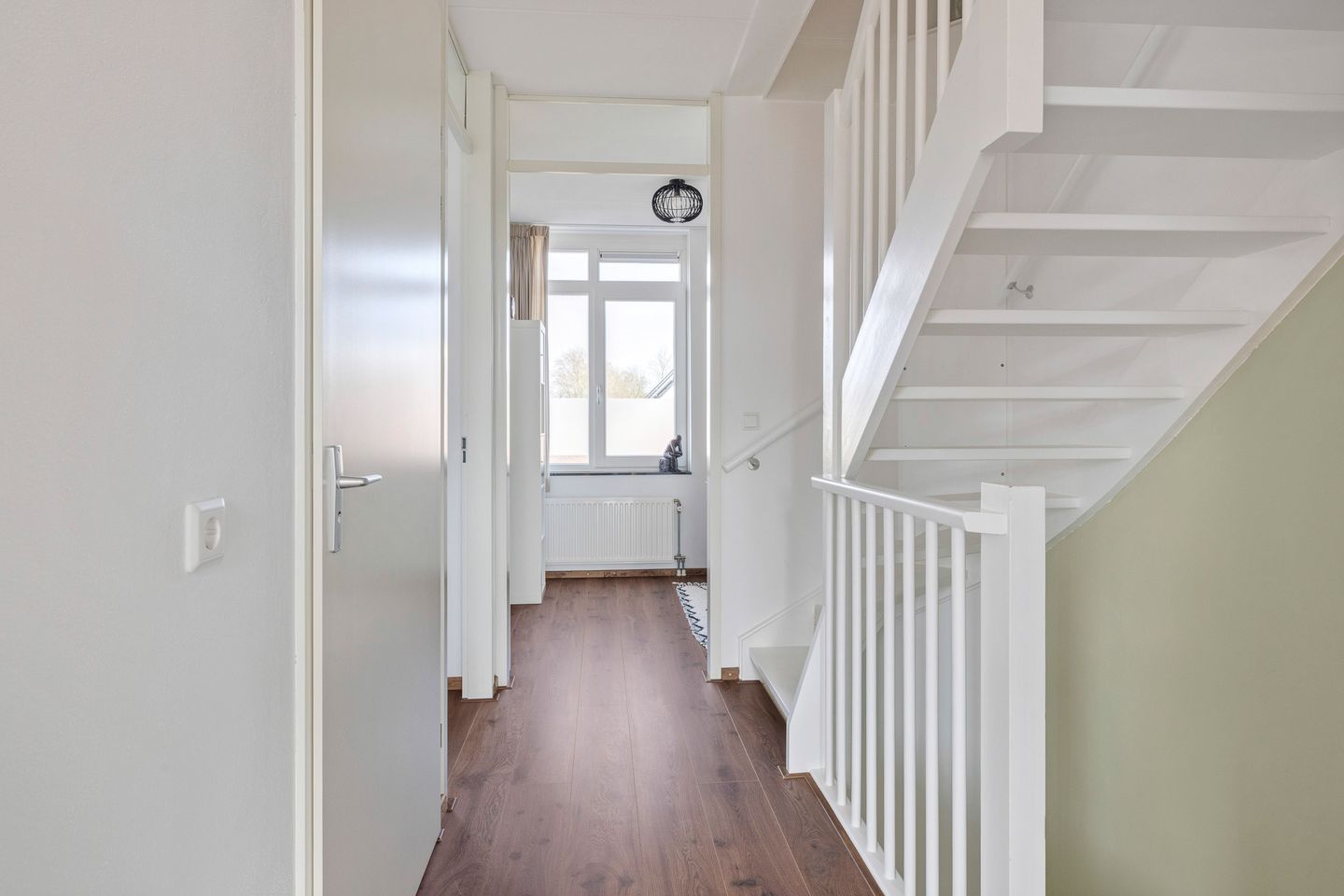 Photo 14 of Bernhardstraat 38