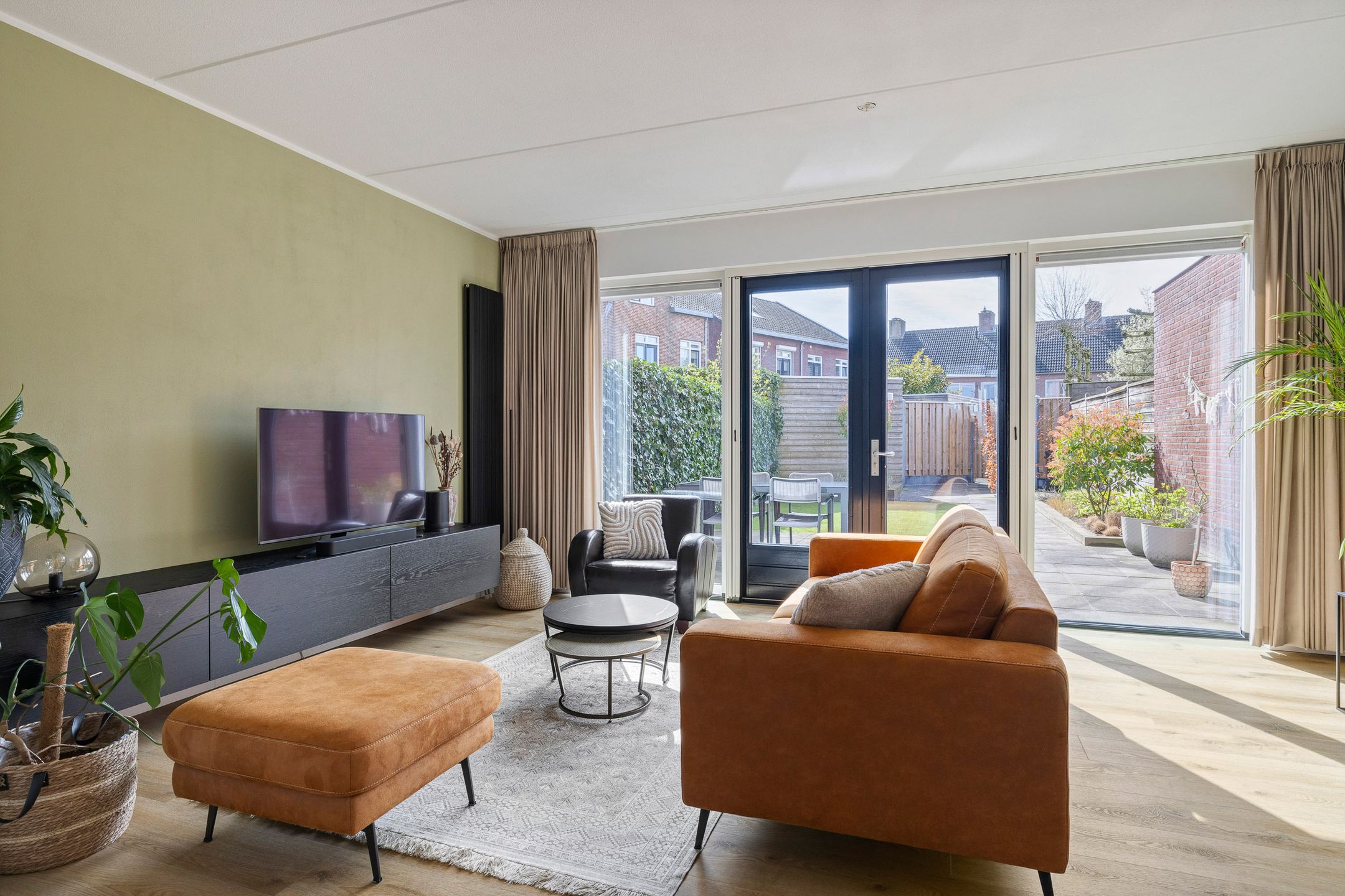 Photo 3 of Bernhardstraat 38