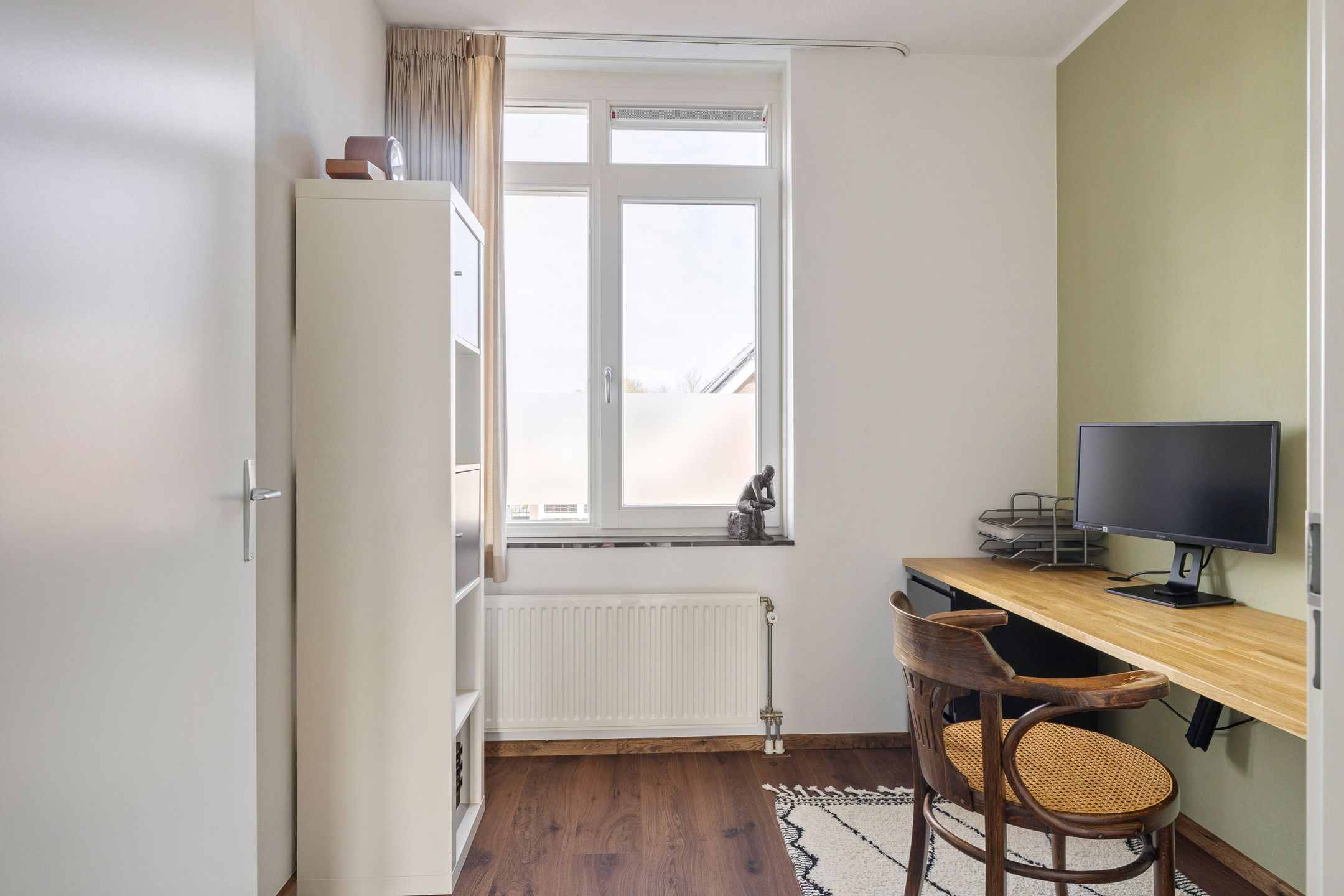 Photo 21 of Bernhardstraat 38