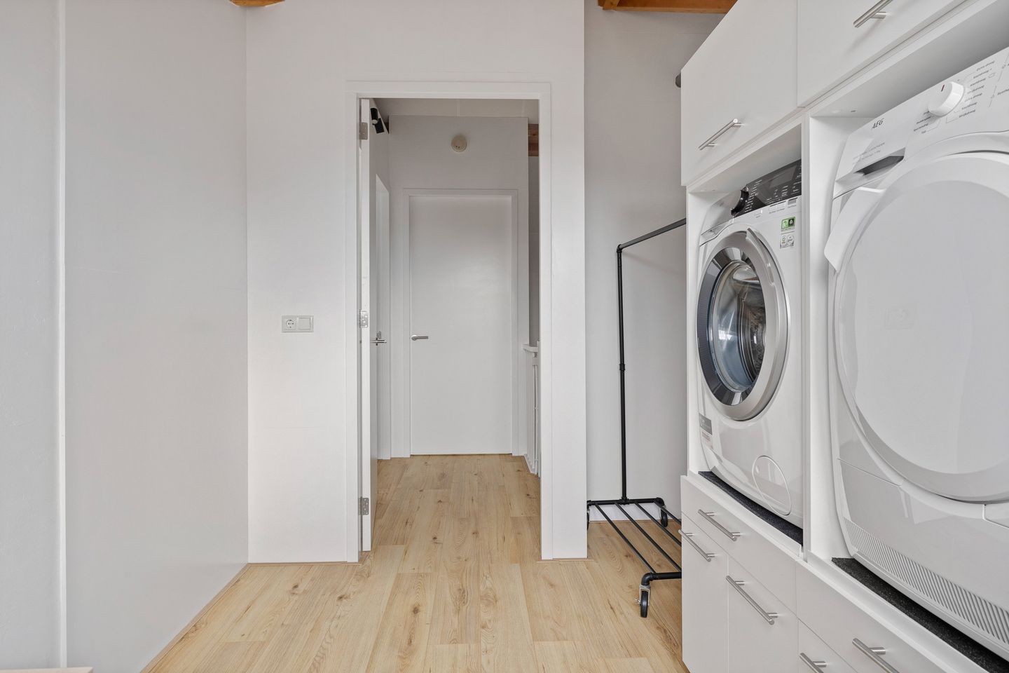 Photo 25 of Bernhardstraat 38