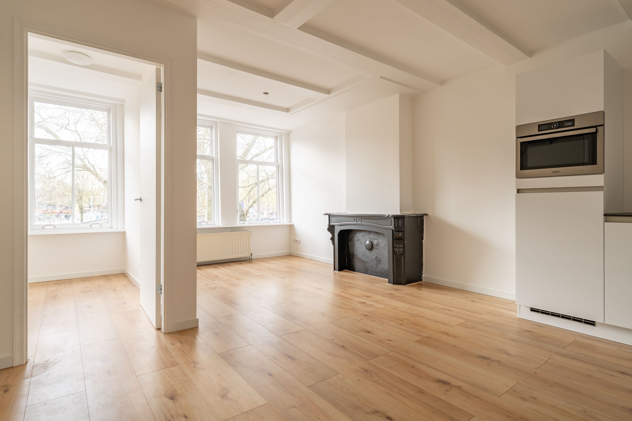 Charming Apartment with Spectacular Roof Terrace in Central Amsterdam — 12