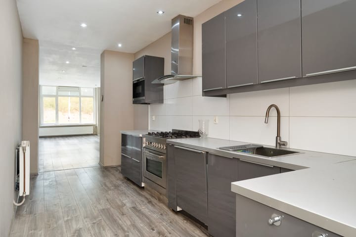 Tussenwoning te koop: Schelsberg 39, Heerlen